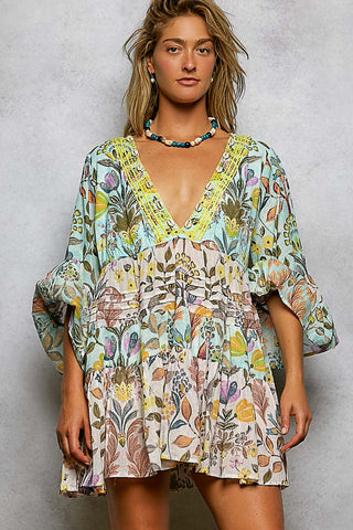 V-neckline dress
Embellished bodice dress
Beaded shell detail dress
Shell embellished dress
Appliqué detail dress
Feminine occasionwear
Romantic dress
Glamorous dress
Luxe eveningwear
Statement dress