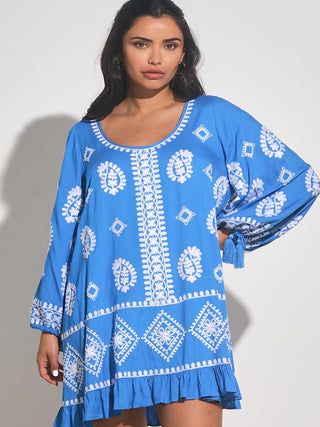 Roche Dress - Featuring 3/4 length sleeves and a scoop neck and back, the Roche Dress is both elegant and comfortable