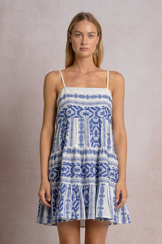 Coco dress
Tiered dress
Spaghetti strap dress
Flowy skirt dress
Boho summer dress
Casual cotton dress
Adjustable straps
Flowy silhouette
Relaxed fit
Midi length (if applicable)
Sandals outfit dr