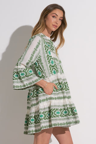 🔸 Core Style & Fit
Ciara A‑Line Mini Dress
Ciara slouchy relaxed dress
Ciara boho print dress
slouchy A‑line cotton dress
100% cotton Ciara dress 
🔸 Fabric & Details
boho print cotton dress
resort‑wear Ciara dress
hand‑wash cotton mini dress
hand‑washable summer dress
relaxed fit mini dress
🔸 Occasion & Styling
resort sandals dress
vacation A‑line mini dress
easy summer dress
everyday comfortable dress

