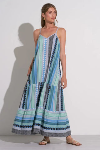 elan
blue green arrow print
arrow geo print
V‑neck babydoll dress
3/4 bell sleeve dress
empire waist
split V‑neck
cotton dress
summer boho dress
bohemian mini dress
relaxed fit
ELAN Arrow Geo Print Dress