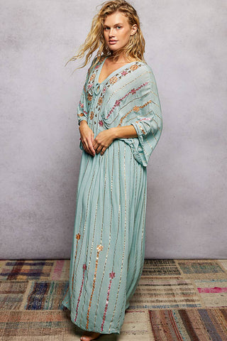 POL V-neck tassel maxi dress
Cotton embroidered maxi dress
Bohemian cotton maxi dress
Flowy embroidered summer dress
Women's boho cotton dress
Resort wear maxi dress
Vacation maxi dress
Festival maxi dress
Lightweight cotton dress
