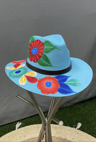 Boho hand-painted hat
Custom painted beach hat
Handmade vacation hat
Giocam artisan hat
Colorful summer hat
Hand-painted resort wear hat
One-of-a-kind painted hat
Elegant hand-painted accessories
Mediterranean-inspired hat
Giocam painted sun protection hat